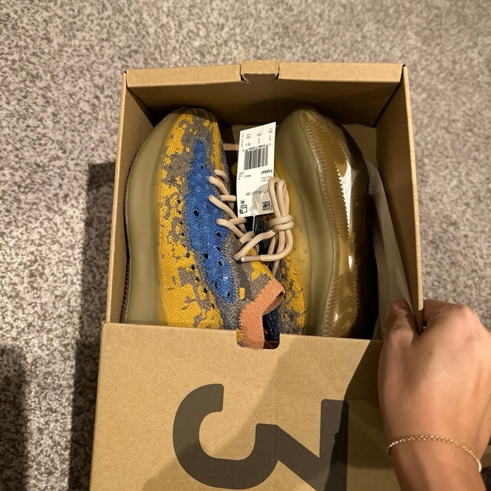 Yeezy shoes